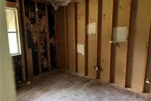 6127 Pinegrove Rd, Riverdale, GA 30274 - Photo 6