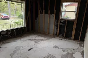 6127 Pinegrove Rd, Riverdale, GA 30274 - Photo 12