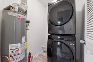 554 McGill Pl NE, Atlanta, GA 30312 - Photo 20