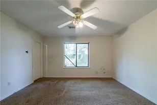 5255 Biffle Downs Rd, Stone Mountain, GA 30088 - Photo 8