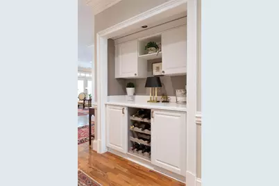 2960 Pharr Court South NW #N4, Atlanta, GA 30305 - Photo 16