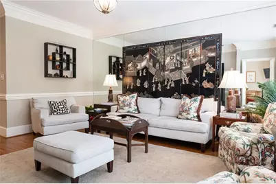 2960 Pharr Court South NW #N4, Atlanta, GA 30305 - Photo 14