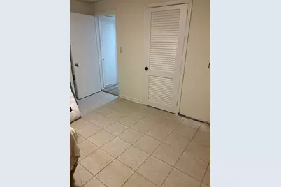 2560 Wood Valley Drive, Atlanta, GA 30344 - Photo 12