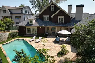 219 Little John Trail NE, Atlanta, GA 30309 - Photo 2