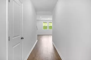 1375 Windance Lake Dr, Loganville, GA 30052 - Photo 2