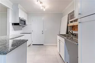 3932 Lindsey Dr, Decatur, GA 30035 - Photo 8