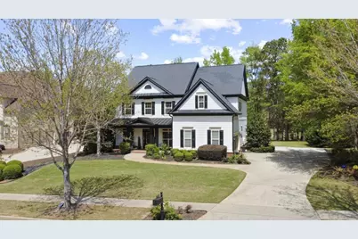 6025 Golf View Crossing, Locust Grove, GA 30248 - Photo 2