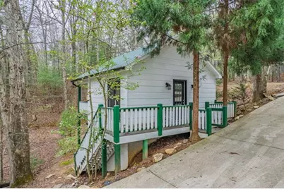 2037 Newport Dr, Ellijay, GA 30540 - Photo 8