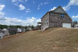 5458 Summer Pne Pl, Buford, GA 30518 - Photo 88