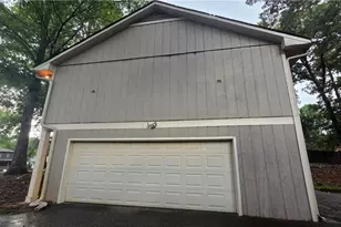 5251 Greenpoint Dr, Stone Mountain, GA 30088 - Photo 78