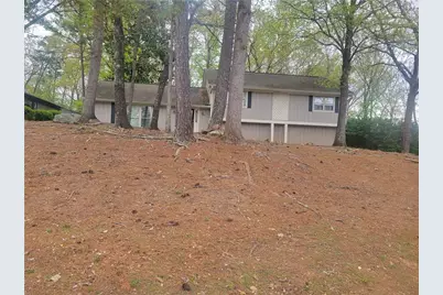 5251 Greenpoint Drive, Stone Mountain, GA 30088 - Photo 2