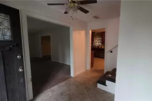 5251 Greenpoint Dr, Stone Mountain, GA 30088 - Photo 10