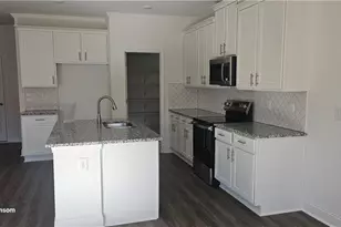 5647 Chickory Dr, Flowery Branch, GA 30542 - Photo 8