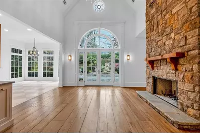 115 Mount Paran Ridge, Atlanta, GA 30327 - Photo 18