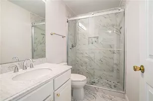 1916 Oakwood Grove Dr, Snellville, GA 30078 - Photo 18