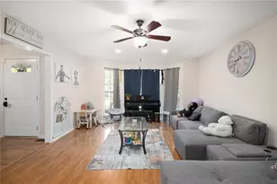 286 Opal St, Luthersville, GA 30251 - Photo 6