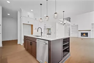 4995 Travers Ln, Cumming, GA 30040 - Photo 6