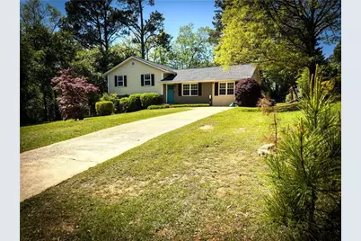 1105 Woodleigh Road SE, Marietta, GA 30008 - Photo 2