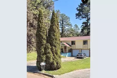 1764 Big Valley Way, Stone Mountain, GA 30083 - Photo 2