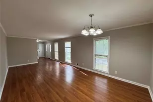 5183 McCarter Ct, Stone Mountain, GA 30088 - Photo 4