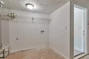 5350 Rockbridge Rd, Stone Mountain, GA 30088 - Photo 16