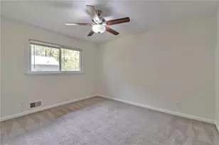 5350 Rockbridge Rd, Stone Mountain, GA 30088 - Photo 22