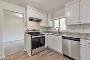 5350 Rockbridge Rd, Stone Mountain, GA 30088 - Photo 10