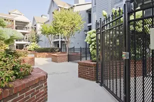 632 Granville Ct, Sandy Springs, GA 30328 - Photo 12