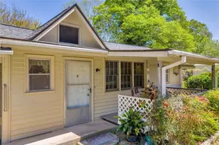 215 Fair St, Loganville, GA 30052 - Photo 34