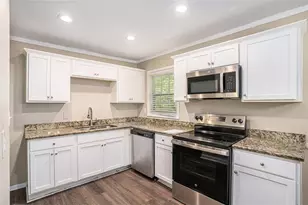 310 Oak Dr SE, Atlanta, GA 30354 - Photo 6