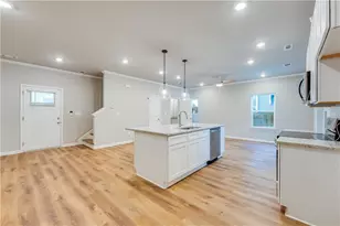 960 Lawton St SW, Atlanta, GA 30310 - Photo 2