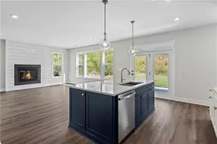 158 Kerr Dr, Hoschton, GA 30548 - Photo 8