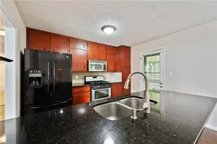 1131 Bailing Dr, Lawrenceville, GA 30043 - Photo 10