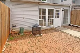 1098 Eastview Cir NE, Conyers, GA 30012 - Photo 20