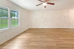 1098 Eastview Cir NE, Conyers, GA 30012 - Photo 14