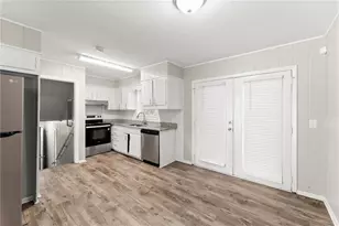 1263 Shoreham Dr, Atlanta, GA 30349 - Photo 6