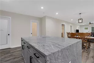 235 Holly Rd NW, Atlanta, GA 30314 - Photo 10