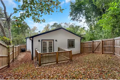 235 Holly Road NW, Atlanta, GA 30314 - Photo 32