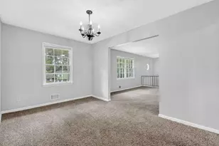 6307 Thornhedge Dr, Riverdale, GA 30296 - Photo 8