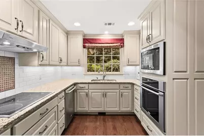 1559 Norwood Drive, Lilburn, GA 30047 - Photo 6