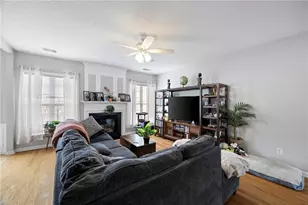 212 Regent Square, Woodstock, GA 30188 - Photo 6