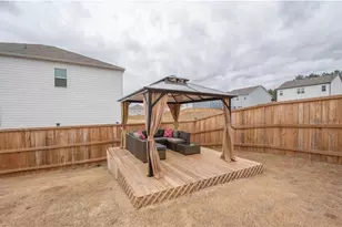 2718 Serena Wy, Atlanta, GA 30331 - Photo 18