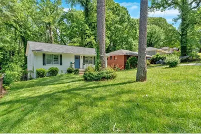 2210 Polar Rock Avenue SW, Atlanta, GA 30315 - Photo 4