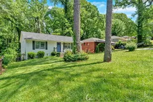 2210 Polar Rock Ave SW, Atlanta, GA 30315 - Photo 4