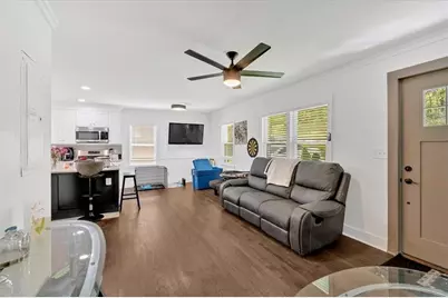 2210 Polar Rock Avenue SW, Atlanta, GA 30315 - Photo 8