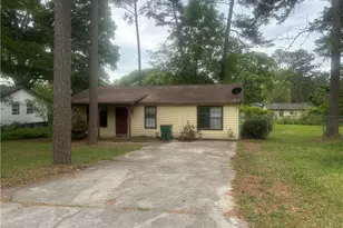 1253 Todiway Ct, Jonesboro, GA 30238 - Photo 2