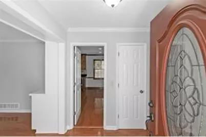 1038 Seven Springs Circle, Marietta, GA 30068 - Photo 6