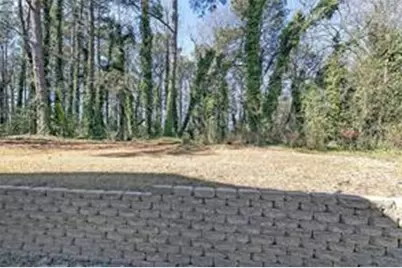 1038 Seven Springs Circle, Marietta, GA 30068 - Photo 4