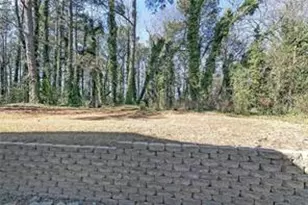 1038 Seven Springs Circle, Marietta, GA 30068 - Photo 4