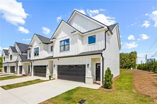 204 Starr Circle, Stockbridge, GA 30281 - Photo 2